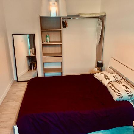 Superbe Appartement En Hyper Centre De Charleville Exteriör bild